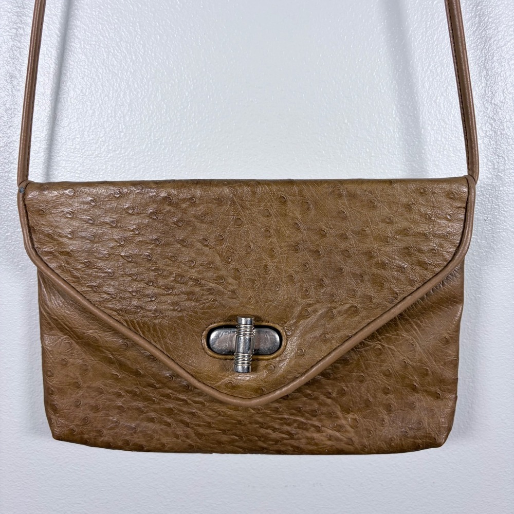 Desiree VNTG faux ostrich leather shoulder Bag‎ Tan Turn Lock Envelope Purse